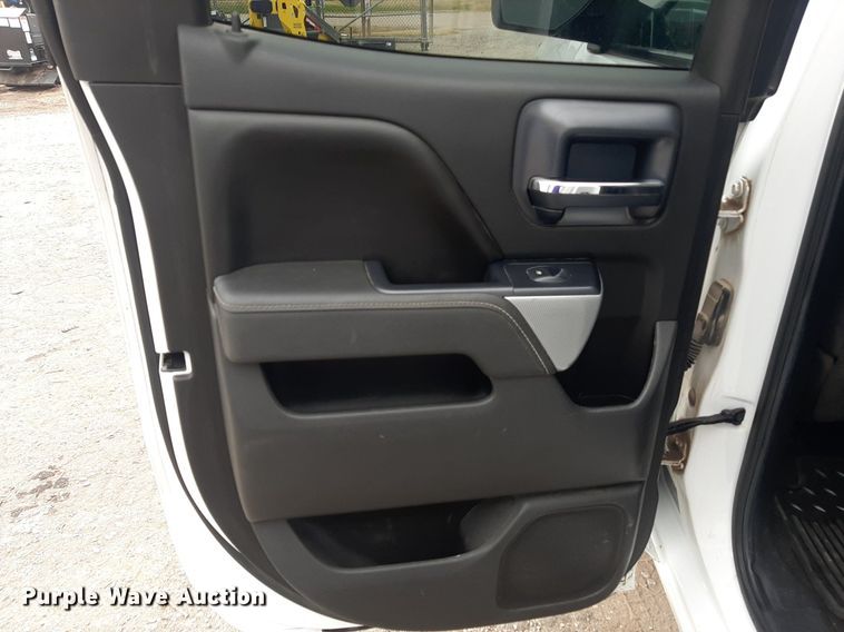 image for item LX9817 2015 Chevrolet Silverado 1500  Double Cab pickup truck