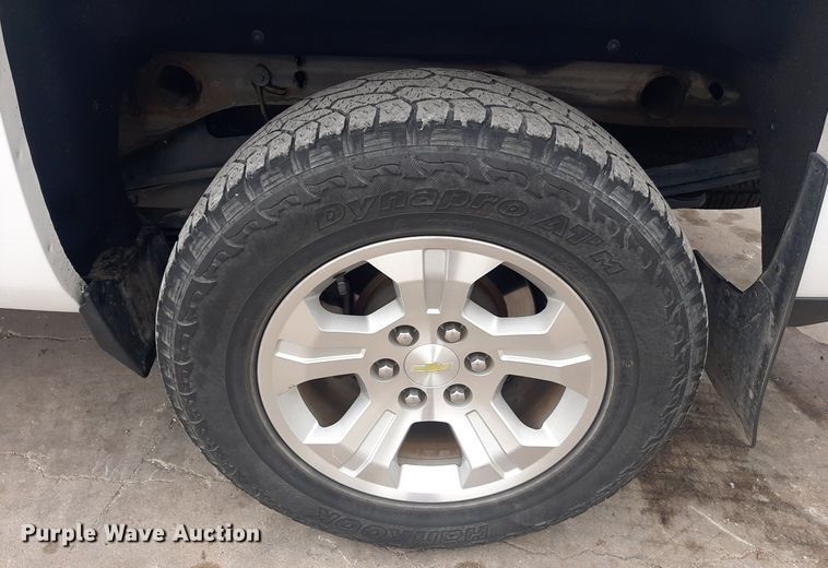 image for item LX9817 2015 Chevrolet Silverado 1500  Double Cab pickup truck