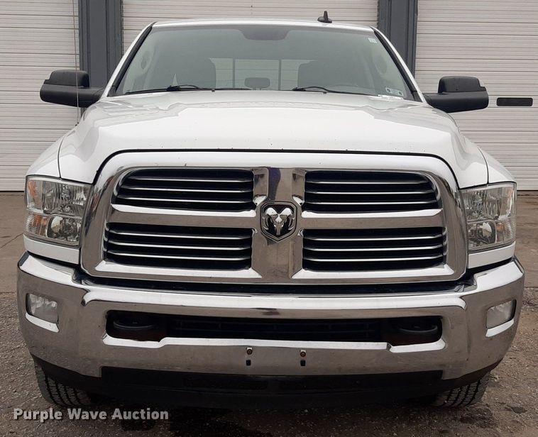 image for item LX9818 2014 Dodge Ram 2500HD  Crew Cab pickup truck