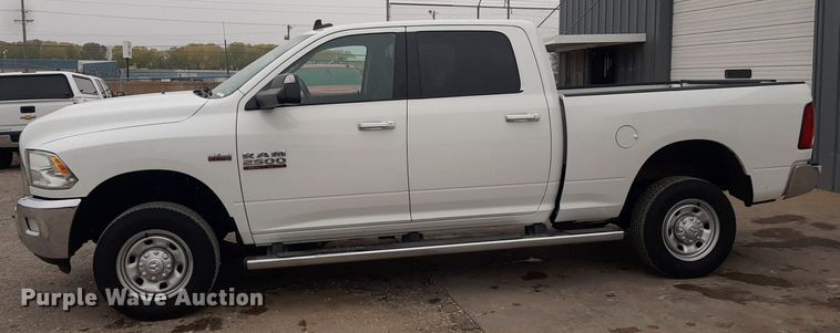 image for item LX9818 2014 Dodge Ram 2500HD  Crew Cab pickup truck