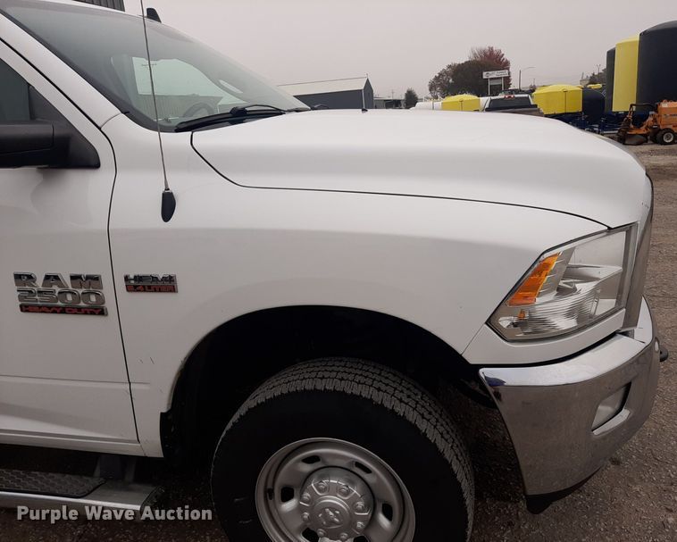 image for item LX9818 2014 Dodge Ram 2500HD  Crew Cab pickup truck