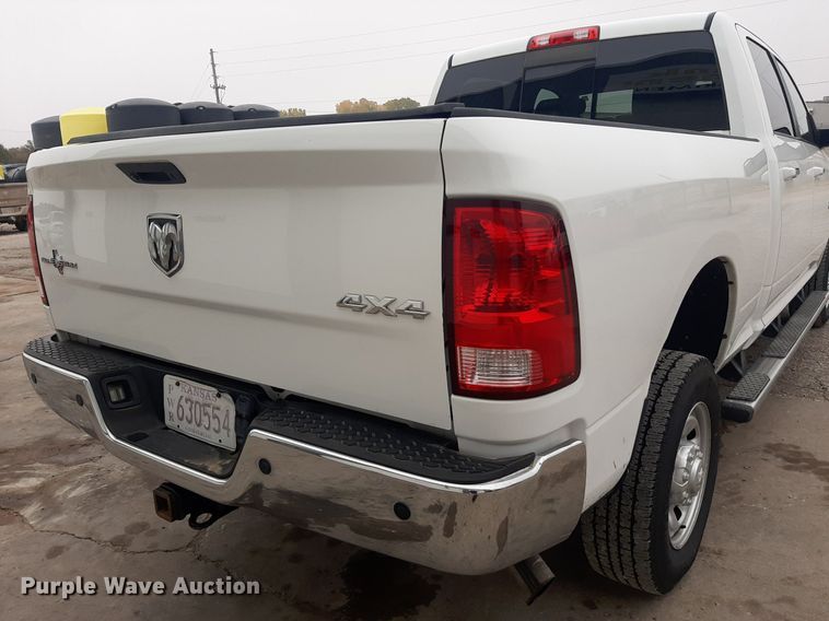 image for item LX9818 2014 Dodge Ram 2500HD  Crew Cab pickup truck