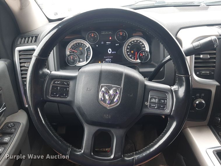 image for item LX9818 2014 Dodge Ram 2500HD  Crew Cab pickup truck