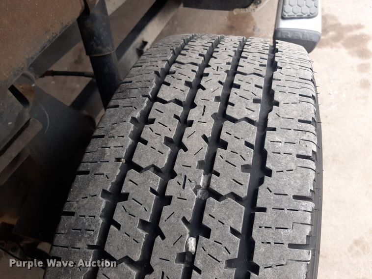 image for item LX9818 2014 Dodge Ram 2500HD  Crew Cab pickup truck