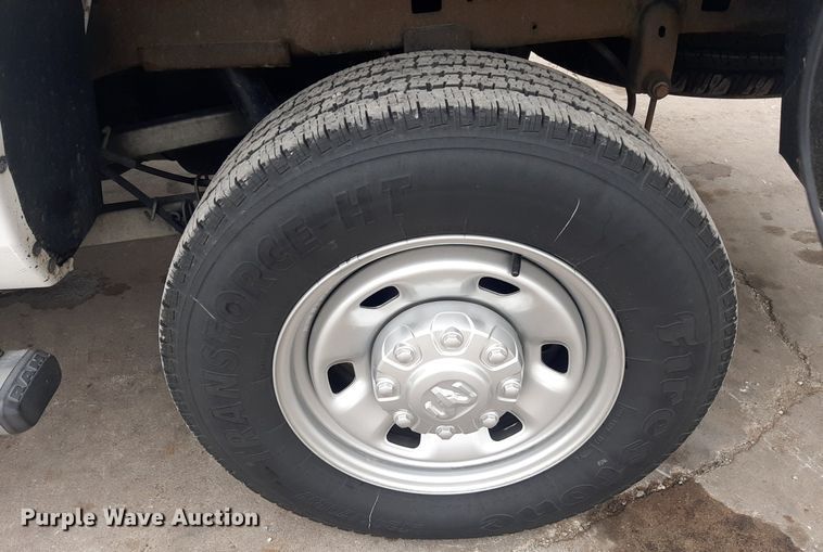 image for item LX9818 2014 Dodge Ram 2500HD  Crew Cab pickup truck