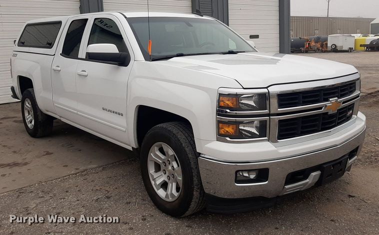 image for item LX9819 2015 Chevrolet Silverado 1500  Double Cab pickup truck