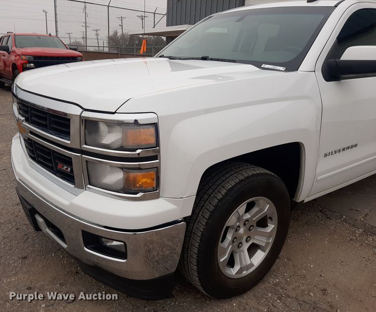 image for item LX9819 2015 Chevrolet Silverado 1500  Double Cab pickup truck