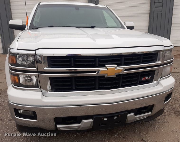 image for item LX9819 2015 Chevrolet Silverado 1500  Double Cab pickup truck