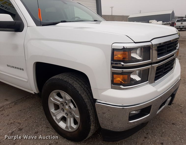 image for item LX9819 2015 Chevrolet Silverado 1500  Double Cab pickup truck