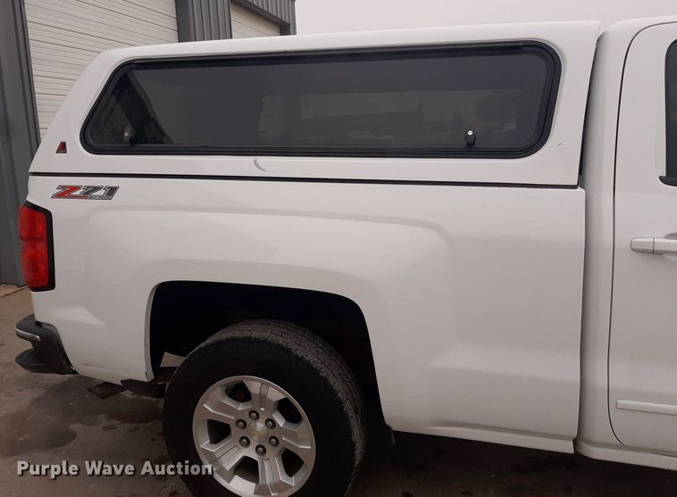 image for item LX9819 2015 Chevrolet Silverado 1500  Double Cab pickup truck