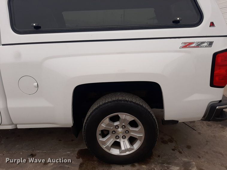 image for item LX9819 2015 Chevrolet Silverado 1500  Double Cab pickup truck