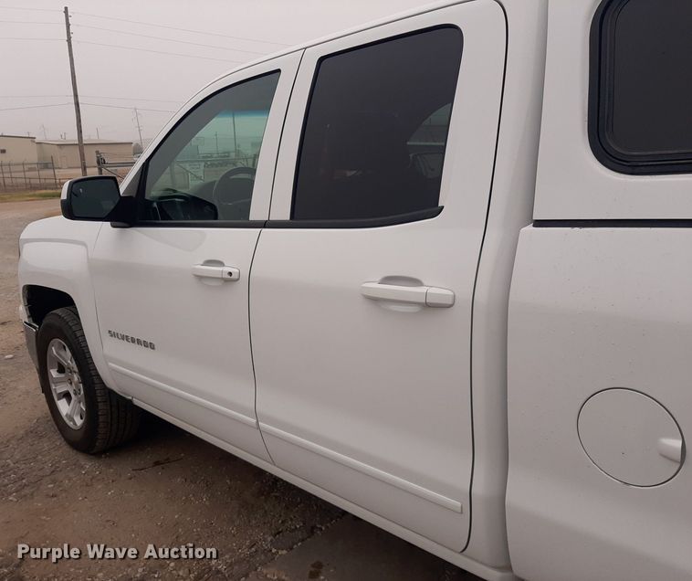 image for item LX9819 2015 Chevrolet Silverado 1500  Double Cab pickup truck