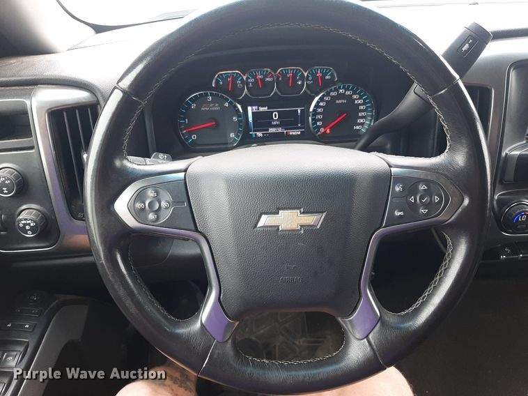 image for item LX9819 2015 Chevrolet Silverado 1500  Double Cab pickup truck