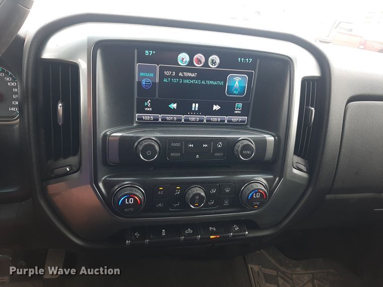 image for item LX9819 2015 Chevrolet Silverado 1500  Double Cab pickup truck