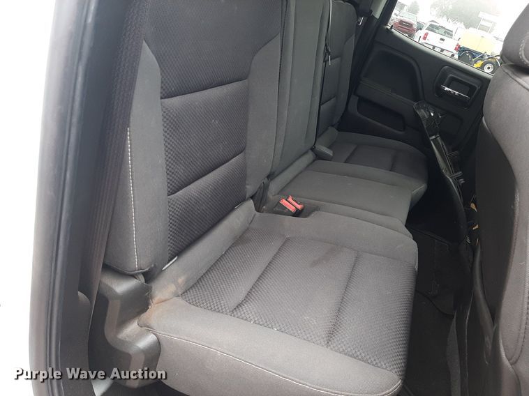 image for item LX9819 2015 Chevrolet Silverado 1500  Double Cab pickup truck