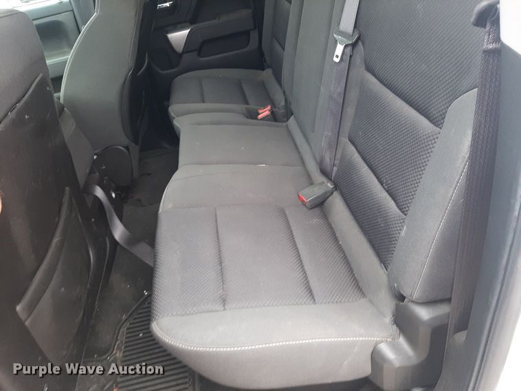 image for item LX9819 2015 Chevrolet Silverado 1500  Double Cab pickup truck