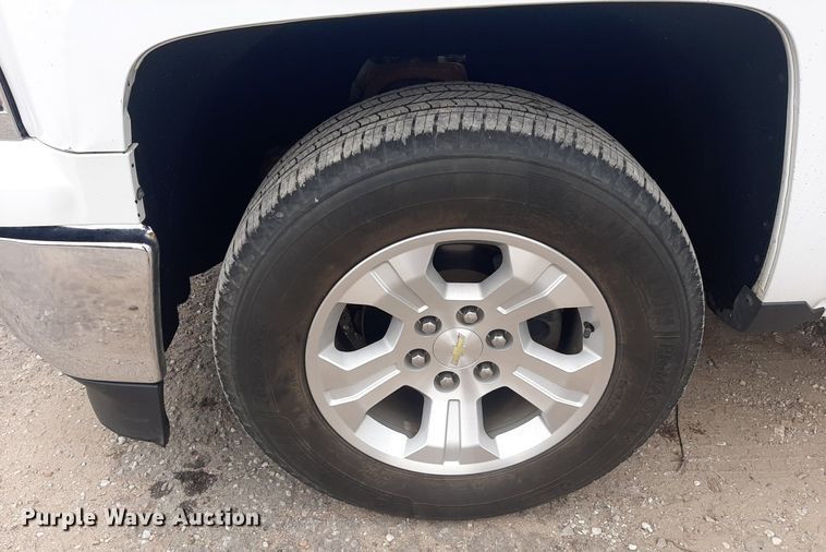 image for item LX9819 2015 Chevrolet Silverado 1500  Double Cab pickup truck