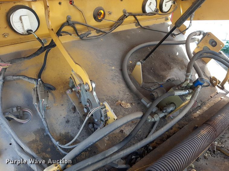 image for item LX9820 2007 Vermeer BC1500  wood chipper