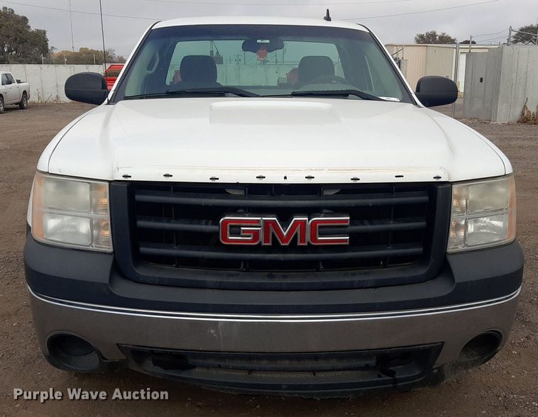 image for item LX9821 2008 GMC Sierra 1500  pickup truck