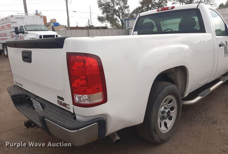 image for item LX9821 2008 GMC Sierra 1500  pickup truck