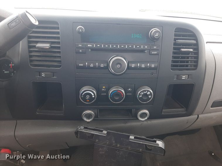 image for item LX9821 2008 GMC Sierra 1500  pickup truck