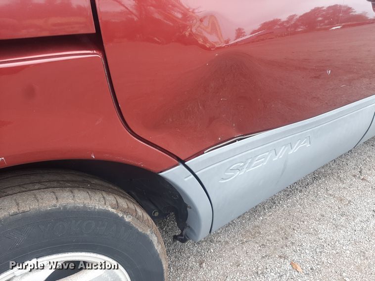 image for item LX9825 2001 Toyota Sienna  van