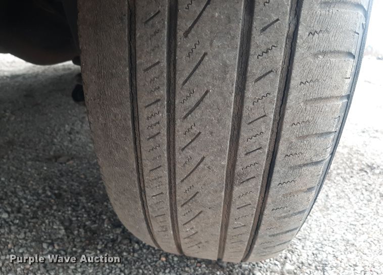 image for item LX9825 2001 Toyota Sienna  van