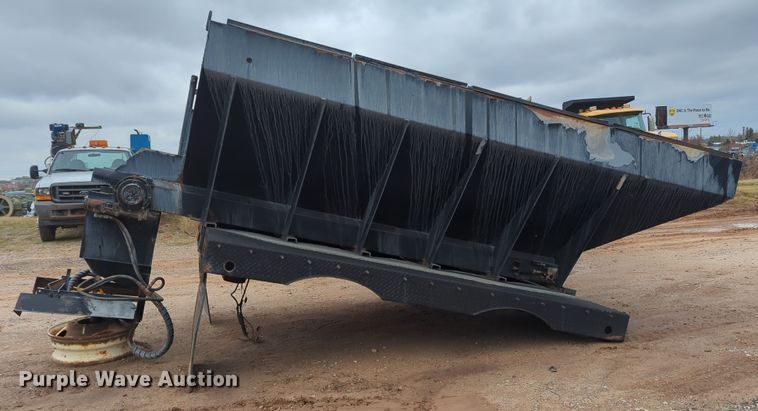 image for item LY9486 Spreader bed