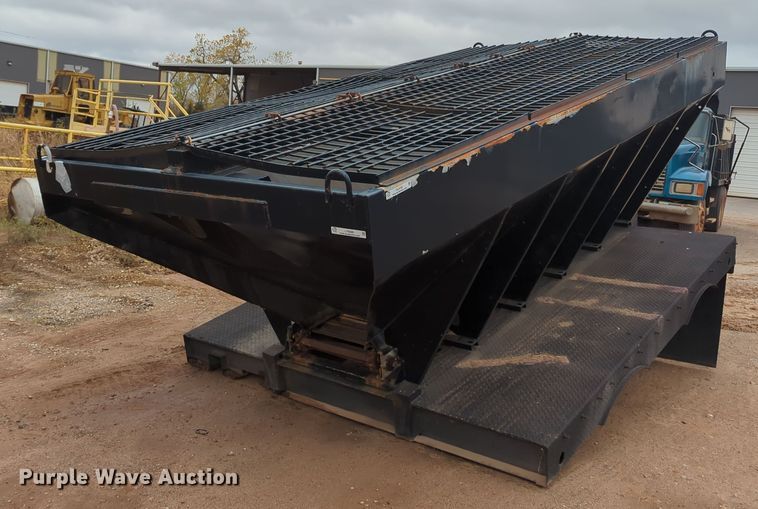 image for item LY9486 Spreader bed