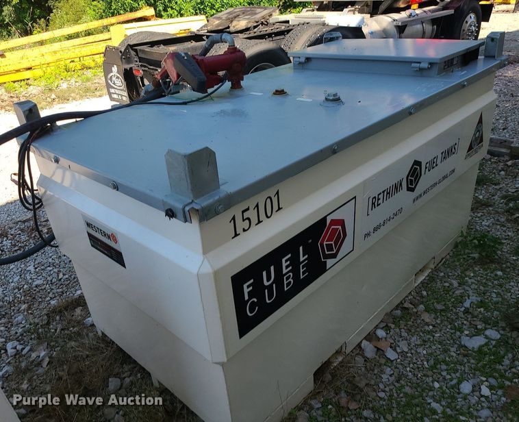 image for item MG9735 2017 Western Global Fuel Cube FCP500  tank