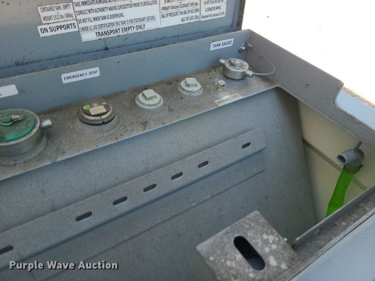 image for item MG9735 2017 Western Global Fuel Cube FCP500  tank