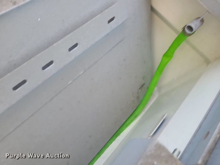 image for item MG9735 2017 Western Global Fuel Cube FCP500  tank