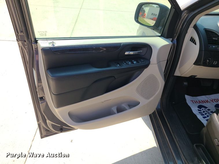 image for item MG9745 2017 Dodge Grand Caravan  handicap accessible van