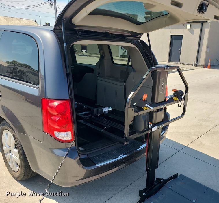 image for item MG9745 2017 Dodge Grand Caravan  handicap accessible van