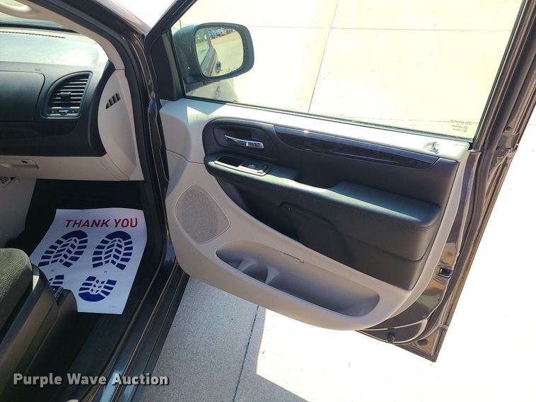 image for item MG9745 2017 Dodge Grand Caravan  handicap accessible van