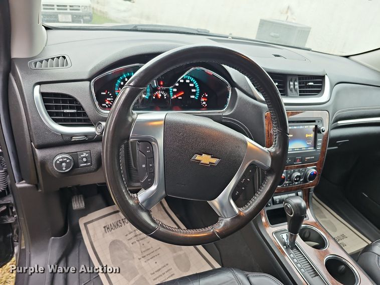 image for item MH9405 2014 Chevrolet Traverse LT  SUV