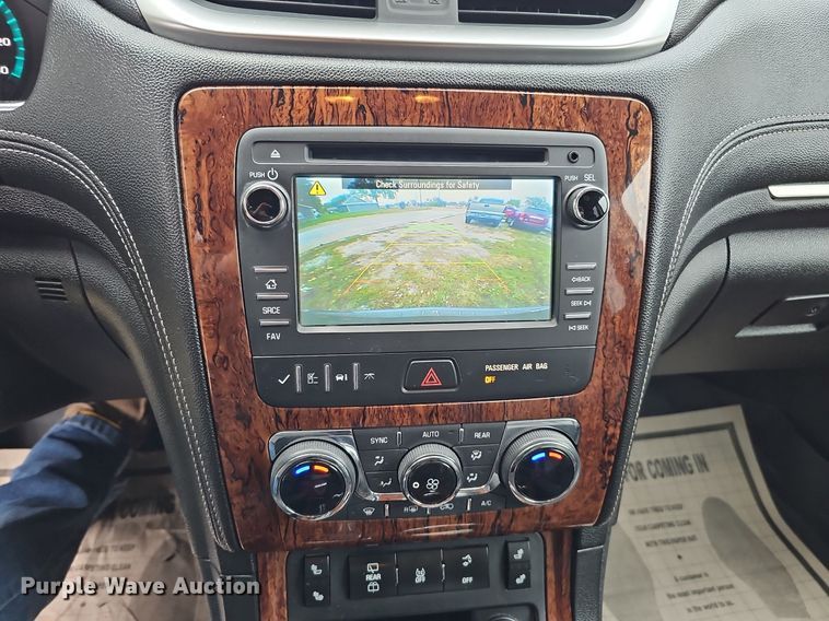 image for item MH9405 2014 Chevrolet Traverse LT  SUV