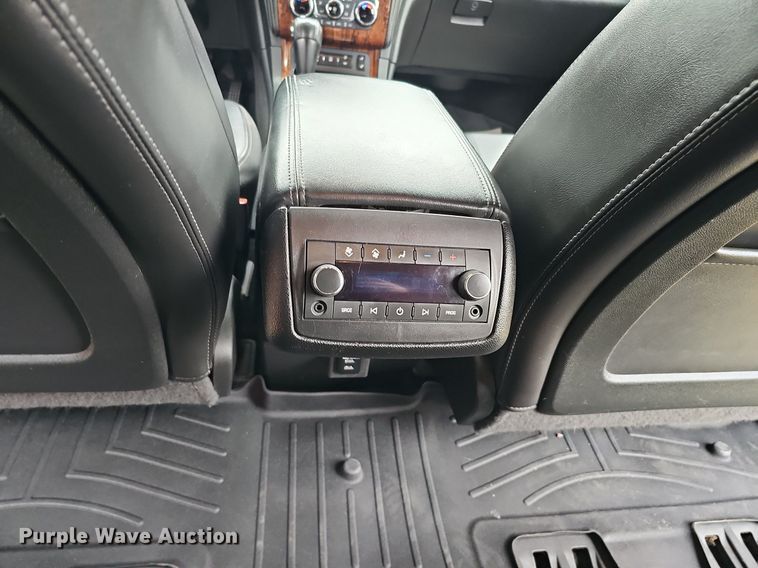 image for item MH9405 2014 Chevrolet Traverse LT  SUV