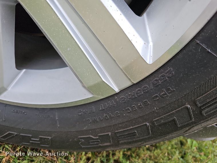 image for item MH9405 2014 Chevrolet Traverse LT  SUV