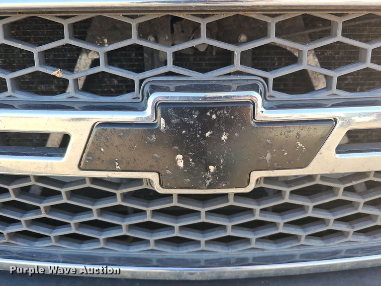 image for item MH9513 2005 Chevrolet Silverado 2500HD  Ext. Cab pickup truck