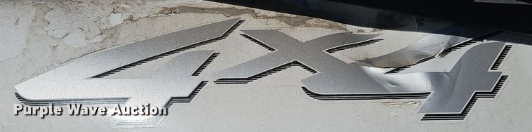 image for item MH9514 2000 Ford  F350 Super Duty XLT  Crew Cab pickup truck