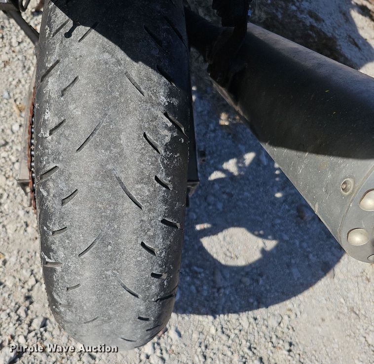 image for item MH9515 2001 Suzuki GSX 600F  motorcycle