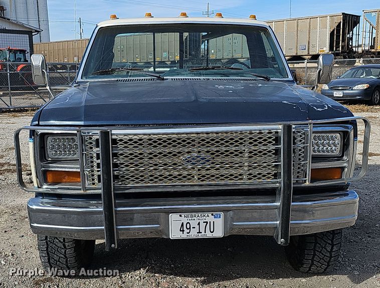 image for item MH9518 1986 Ford F350  pickup truck