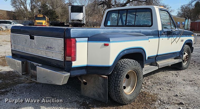 image for item MH9518 1986 Ford F350  pickup truck