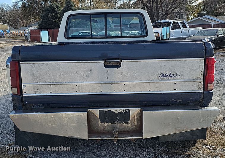 image for item MH9518 1986 Ford F350  pickup truck