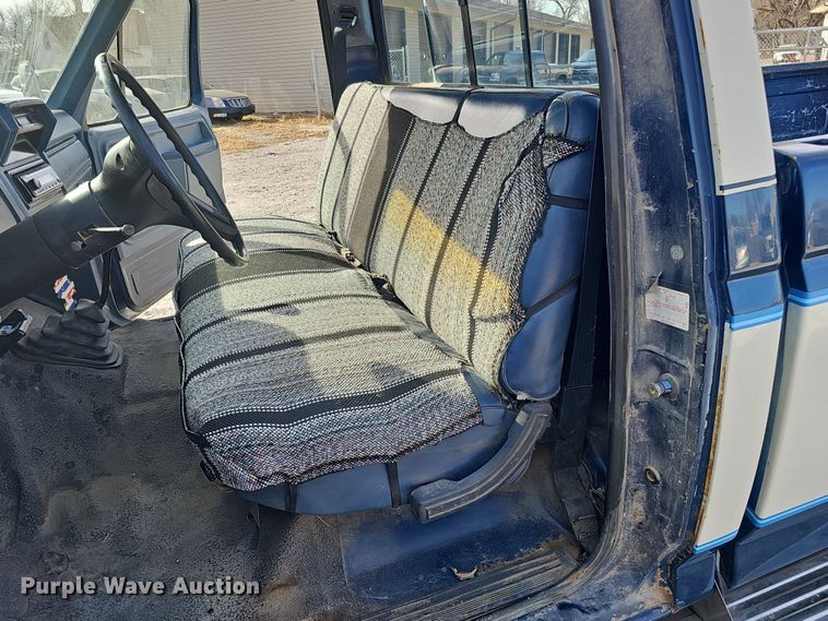 image for item MH9518 1986 Ford F350  pickup truck