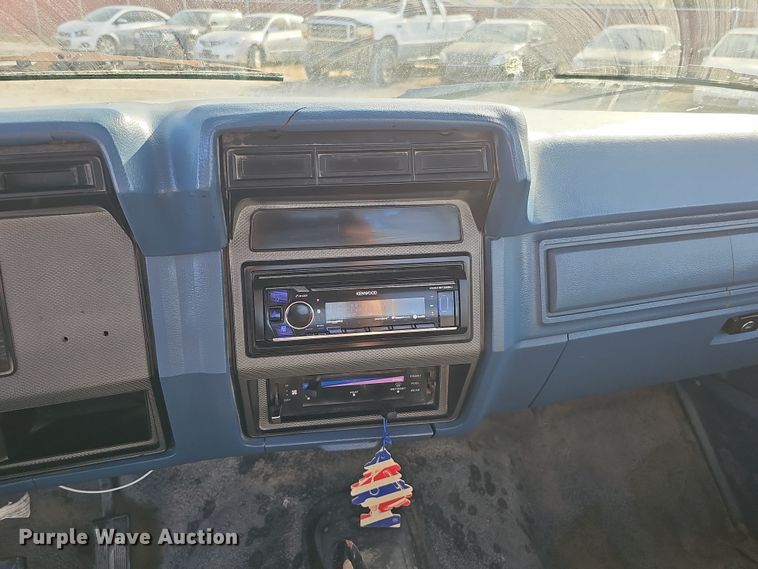 image for item MH9518 1986 Ford F350  pickup truck