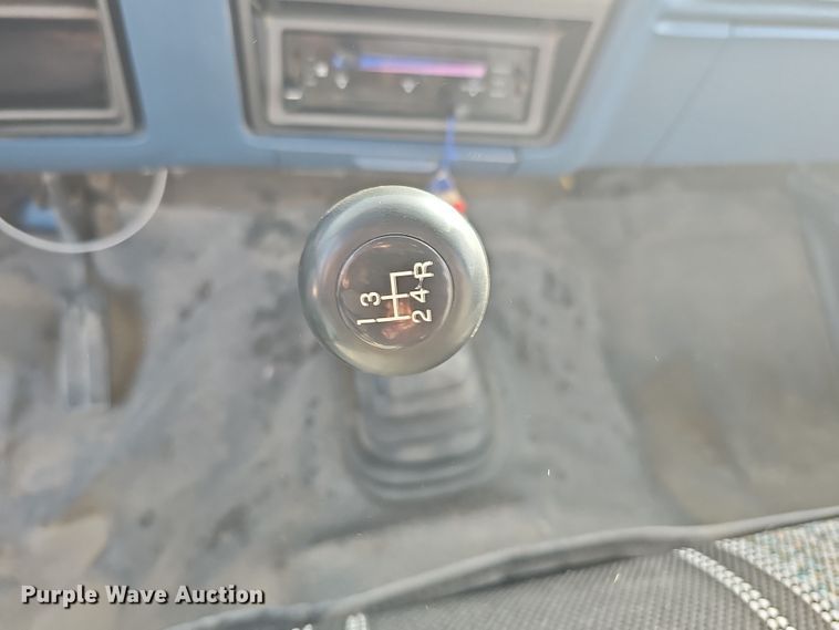 image for item MH9518 1986 Ford F350  pickup truck