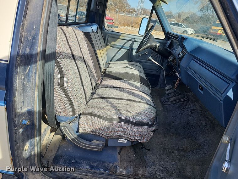 image for item MH9518 1986 Ford F350  pickup truck