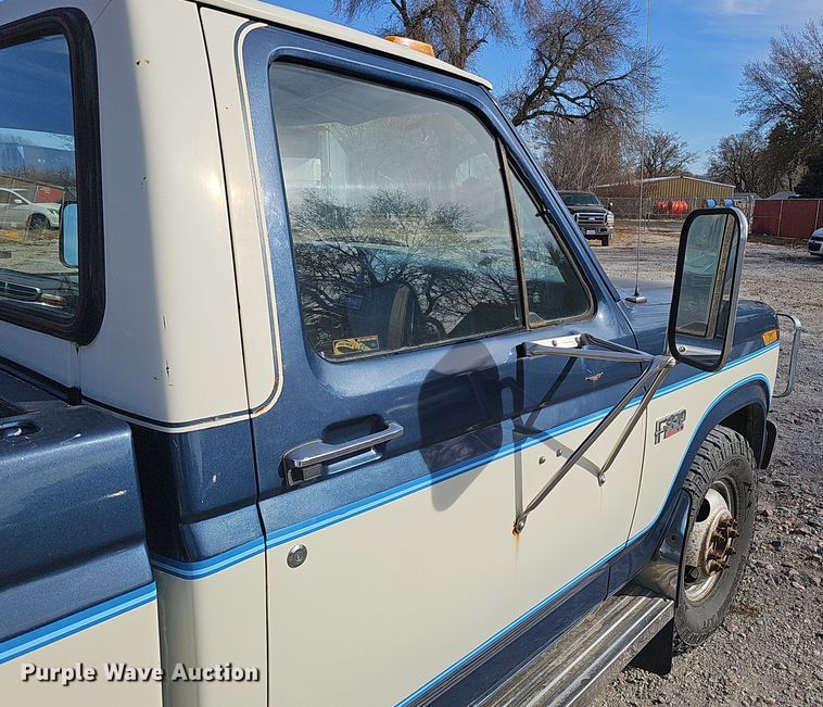 image for item MH9518 1986 Ford F350  pickup truck